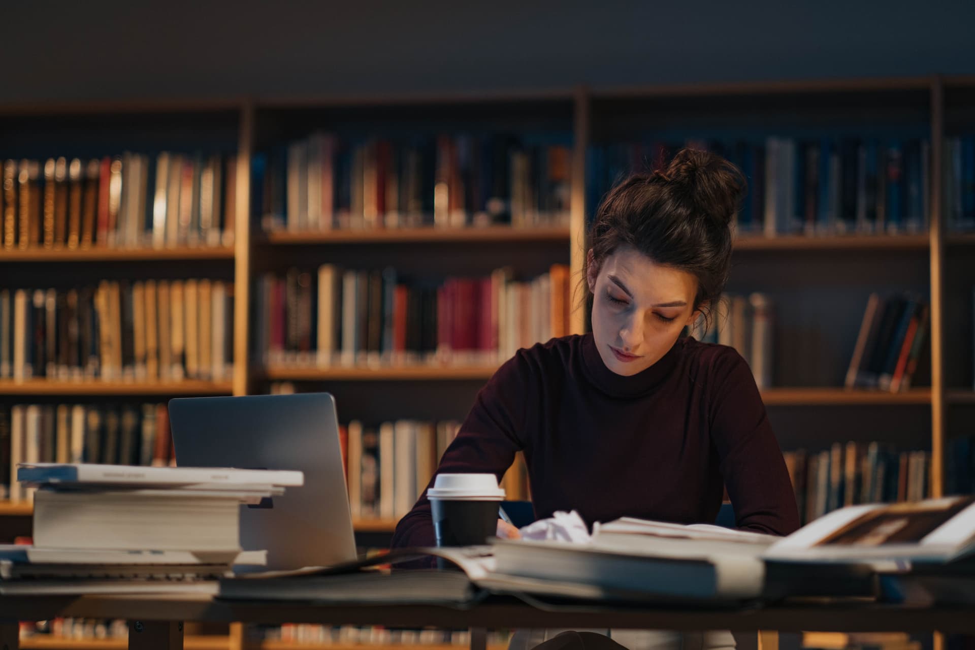 Students learning together at ONEVRIKSH Study